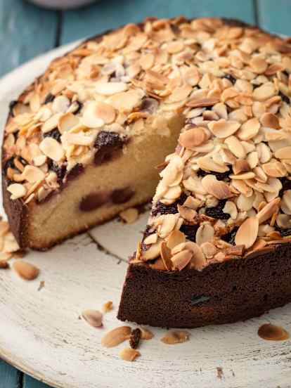 Cherry Almond Cake