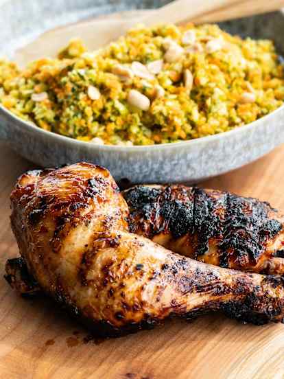 Pollo al chili dolce con insalata di cavolo bianco