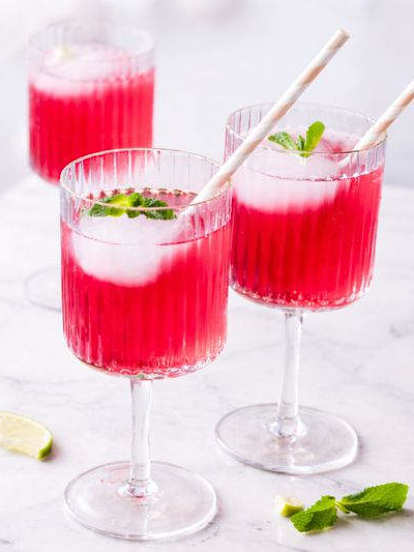 Mocktail Lady's Day met Hibiscus en Abrikoos