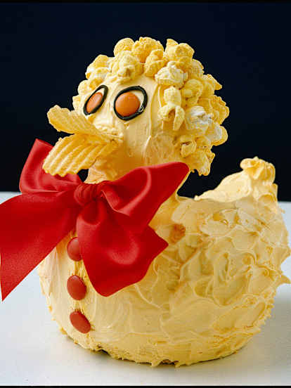 Rubber ducky cake