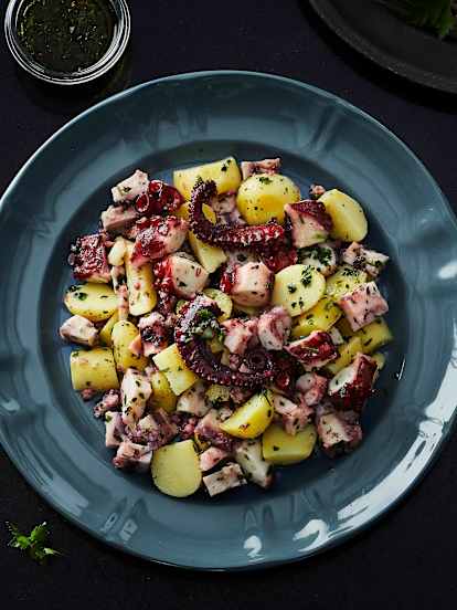 Salada de polvo com batatas