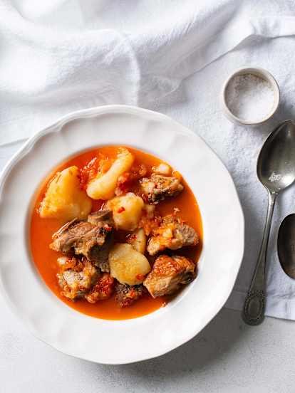 Costelinha de porco com batatas