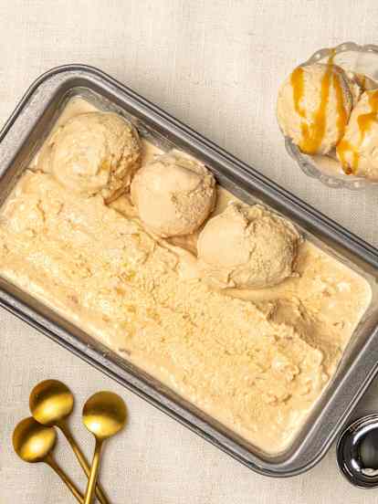 Maple Walnut Swirl Ice Cream
