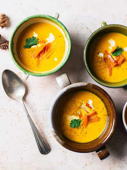 Crema de zanahorias asadas con leche de coco