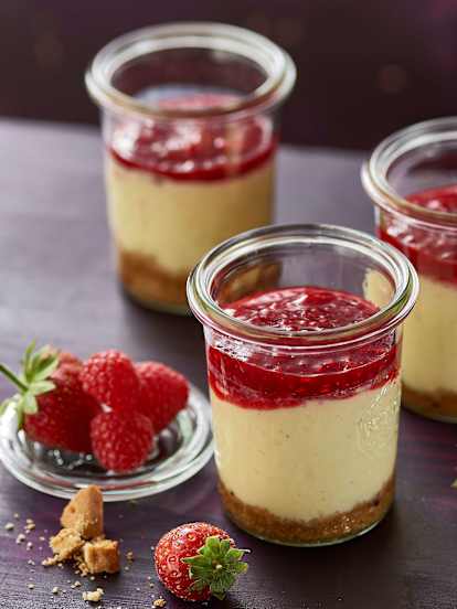 Cheesecakes in Jars