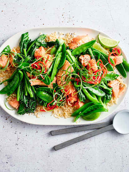 Sous vide salmon with greens (Diabetes, TM6)