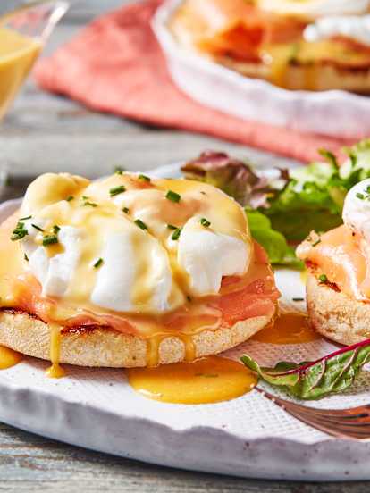 Maple Eggs Benedict with Smoked Salmon