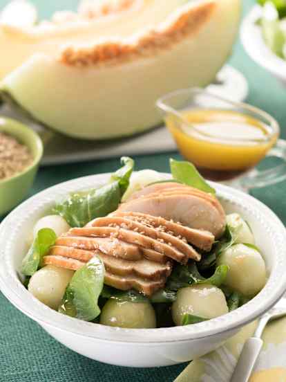 Ensalada de espinacas, pollo y melón