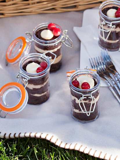 Cake in a Jar