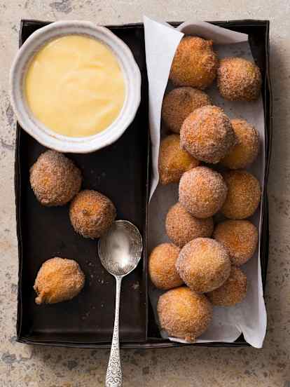 Italian ricotta doughnuts with citrus curd