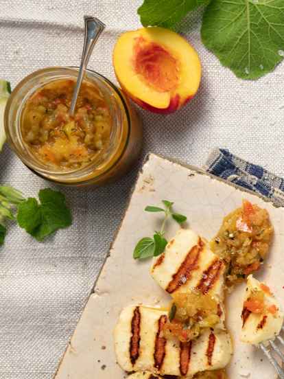 Zucchini Relish mit Nektarinen