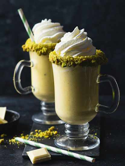 White chocolate pistachio shake