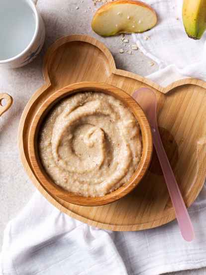 De eerste hap: Havermout met Appel, Dadels en Bananen