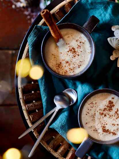 Bílá chai horká čokoláda