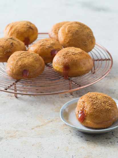 Zoete Aardappelbeignets gevuld met Confituur
