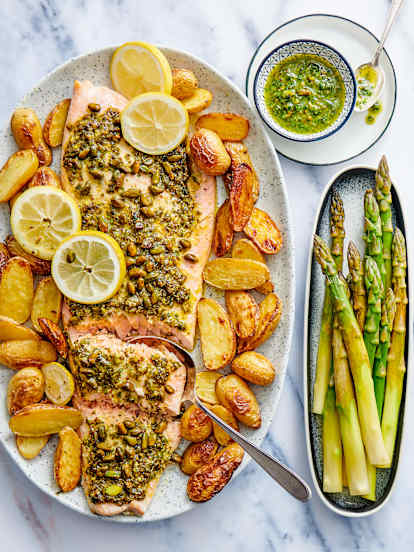 Ofenlachs mit Kräuter-Pesto