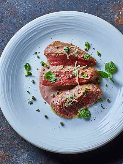 Filetto di manzo sottovuoto in salsa al vino