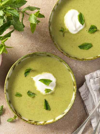Cremige Brokkolisuppe mit Grünkern