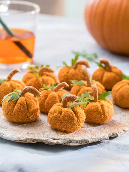 Calabacitas de queso con nueces