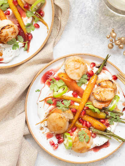 Saint-Jacques et carottes braisées à l'orange et à la grenade