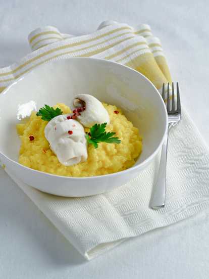 Schollenröllchen auf Safranrisotto