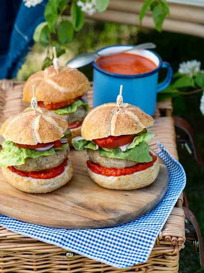 Burgery wieprzowe na Varomie i krem paprykowy z ajvarem