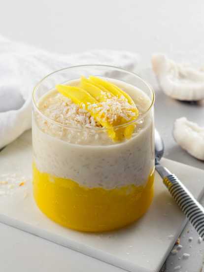 Arroz com leite de coco e manga