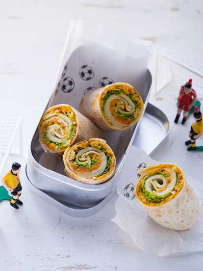 Käse-Wraps mit Möhren-Mandel-Salsa