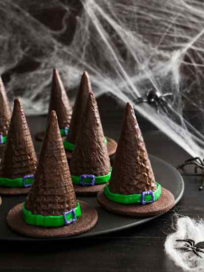 Halloweenowe kapelusze czarownic