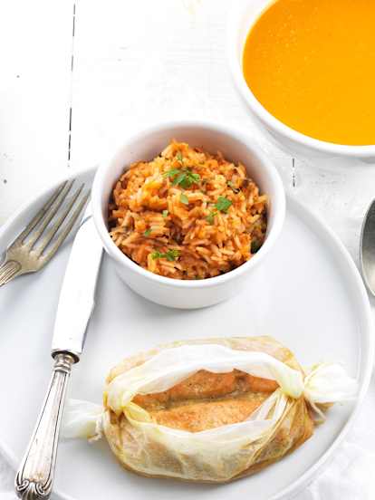Creme de tomate com cenoura e abóbora, salmão com mel e mostarda e arroz