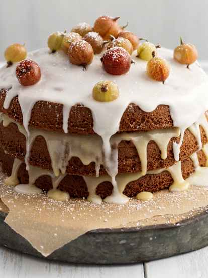 Gooseberry Curd Layer Cake with Elderflower Icing