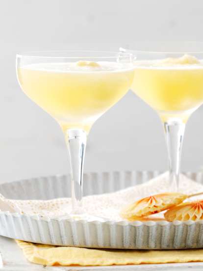 Orange Sorbet with Sparkling Wine