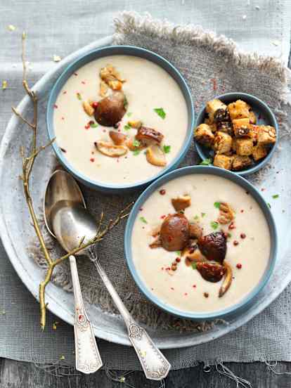 Velouté de cèpe et châtaigne