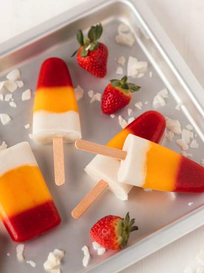 Mango-Erdbeer-Kokos-Eis