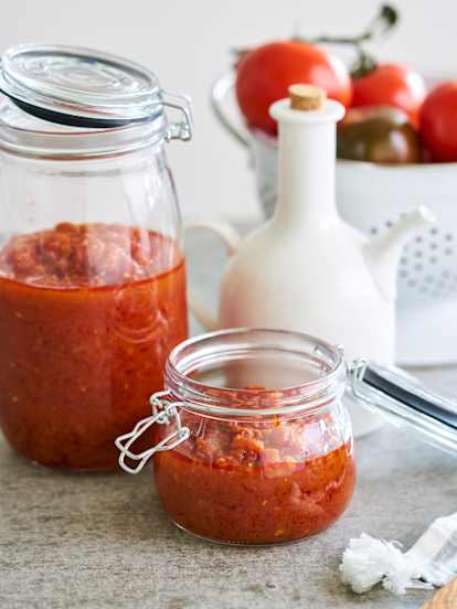 Molho de tomate e vodka