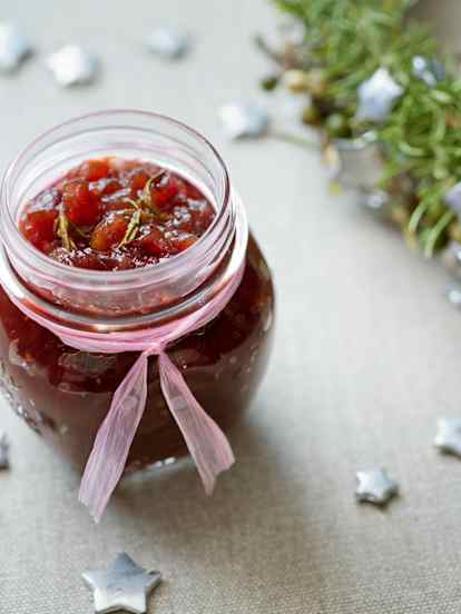 Cranberry and rosemary chutney