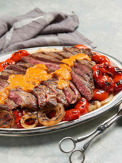 Gegrilde Steak met Rode Pepersaus