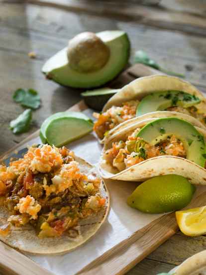 Tacos de sardinas en lata