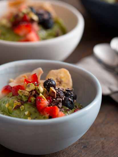 Matcha Smoothie Breakfast Bowl