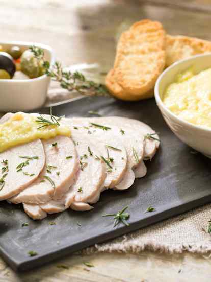 Pavo a la sal con "Ajoatao"