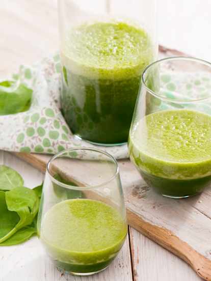 Smoothie szpinak-pomarańcza-ananas