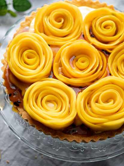 Mango-passievruchttaart met bavaroiscrème