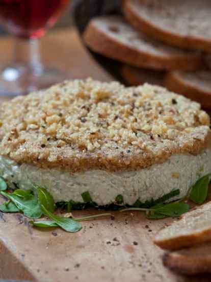 Aperitivo de queso azul y nueces