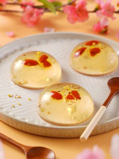 鴻運金禧桂花糕