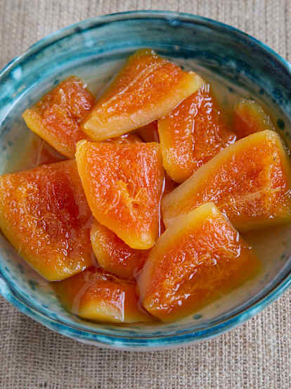 Gekonfijte Payaya (Dulce de Mamón)