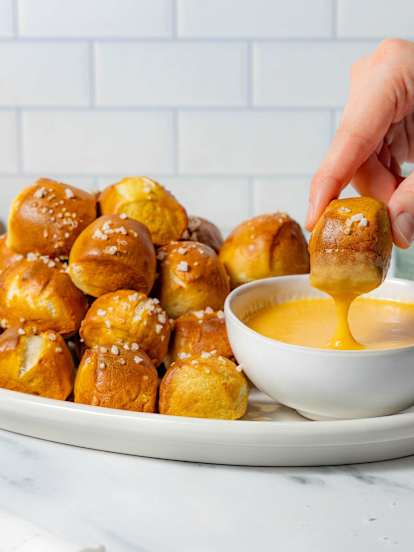 Pretzel Bites with Beer Cheese Sauce