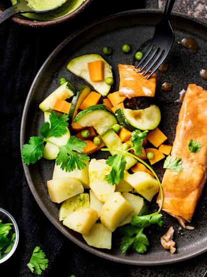 Menu with Ginger-Pea Soup, Lemon Salmon, Broccoli and Potatoes