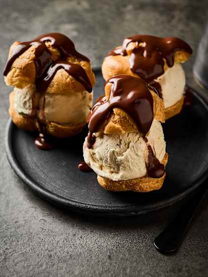 Profiteroles