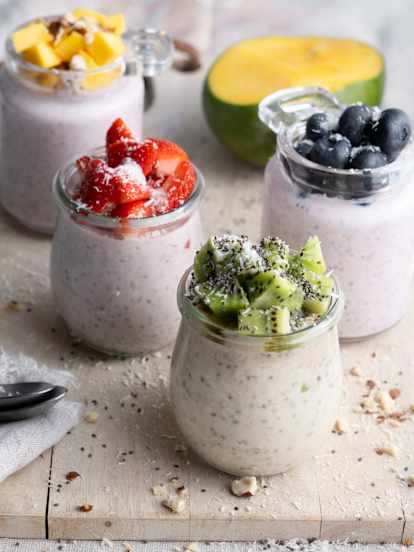 Porridge yogurt e frutti rossi