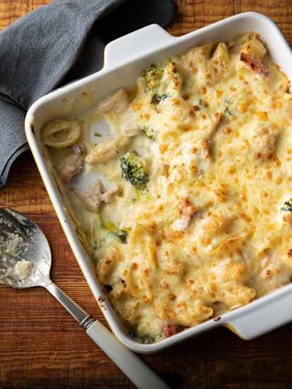 Creamy Chicken and Bacon Pasta Bake